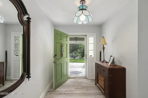 5179 Trailing Oaks Court Jacksonville FL 32258