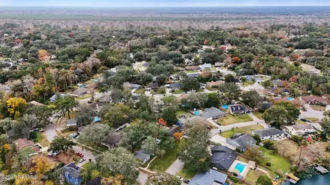 5179 Trailing Oaks Court Jacksonville FL 32258