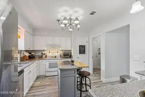5179 Trailing Oaks Court Jacksonville FL 32258