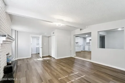 1959 W 5th Street Jacksonville FL 32209