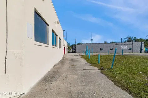 715 N Mcduff Avenue Jacksonville FL 32209