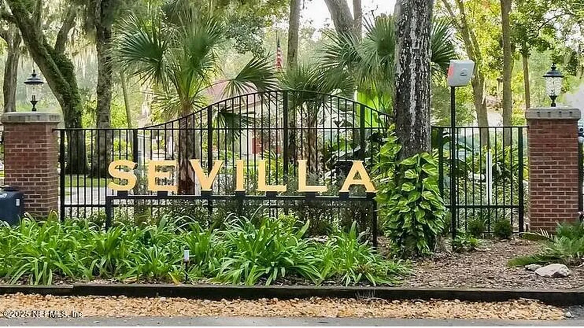 1820 Sevilla Boulevard Atlantic Beach FL 32233