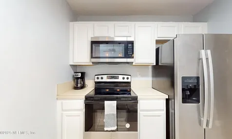 6106 Maggies Circle Jacksonville FL 32244