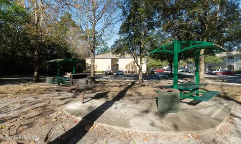 6106 Maggies Circle Jacksonville FL 32244