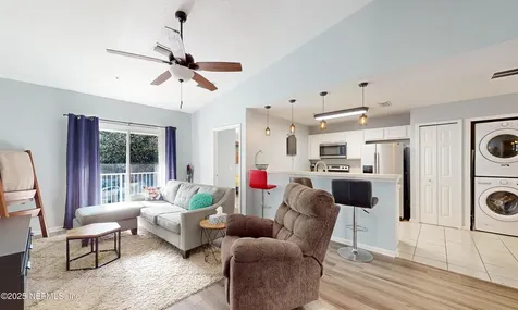 6106 Maggies Circle Jacksonville FL 32244