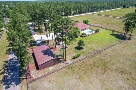 7600 Nutty Buddy Lane Glen St. Mary FL 32040