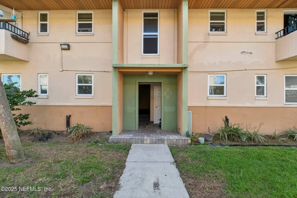 226 16th Avenue N Jacksonville Beach FL 32250