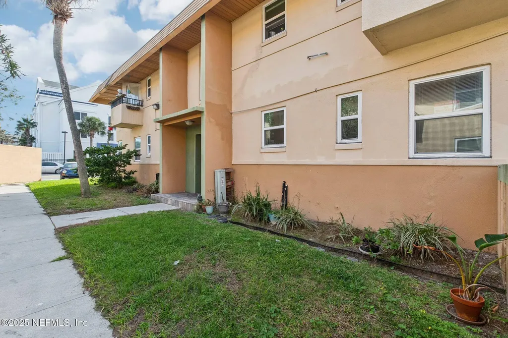 226 16th Avenue N Jacksonville Beach FL 32250