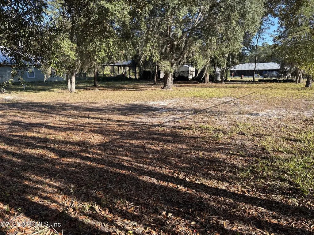 104 Marina Road Satsuma FL 32189