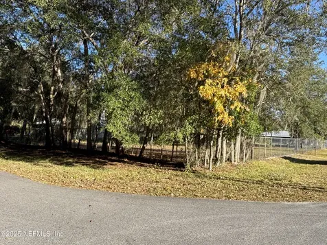 104 Marina Road Satsuma FL 32189