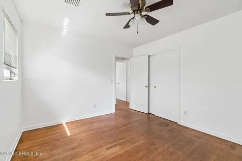 5550 Darlow Avenue Jacksonville FL 32277