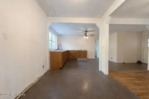 9751 Macarthur Court S Jacksonville FL 32246
