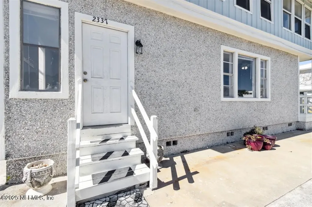 2337 S Fletcher Fernandina Beach FL 32034