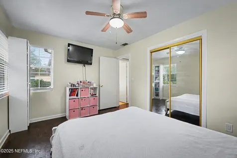 4233 Aldington Drive Jacksonville FL 32210