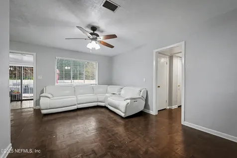 4233 Aldington Drive Jacksonville FL 32210