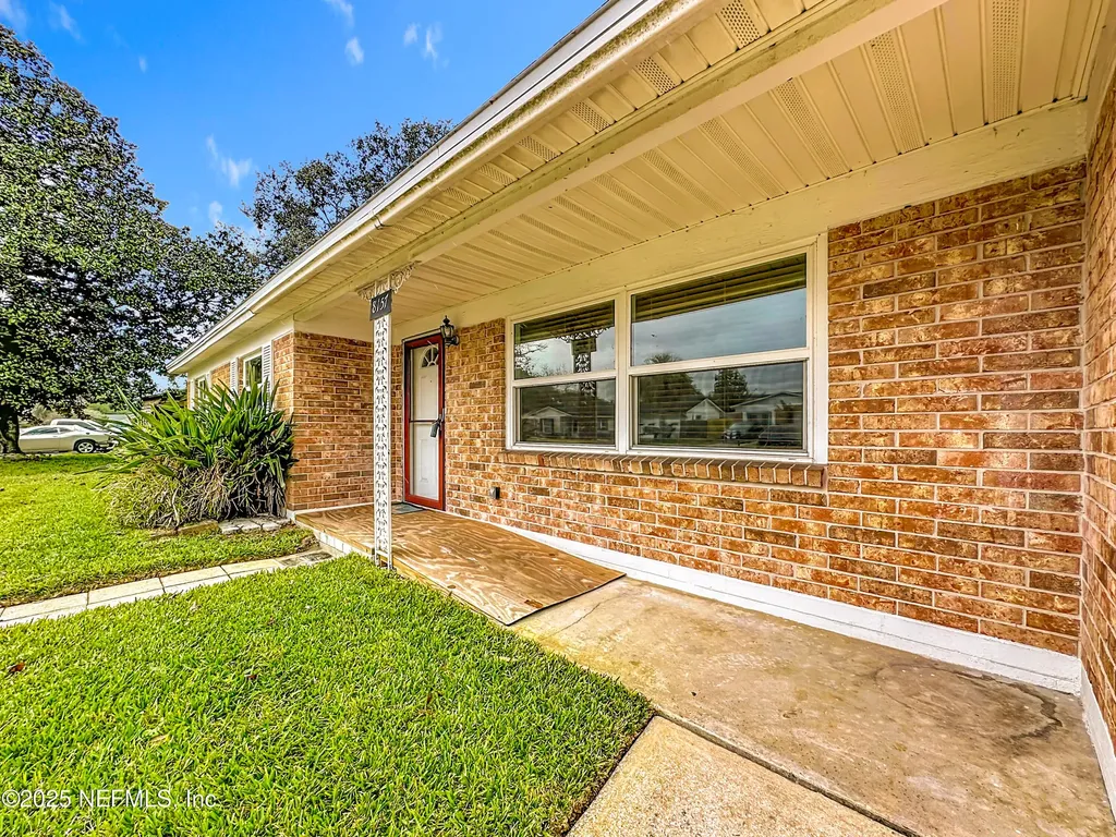 8157 Galaxie Drive Jacksonville FL 32244