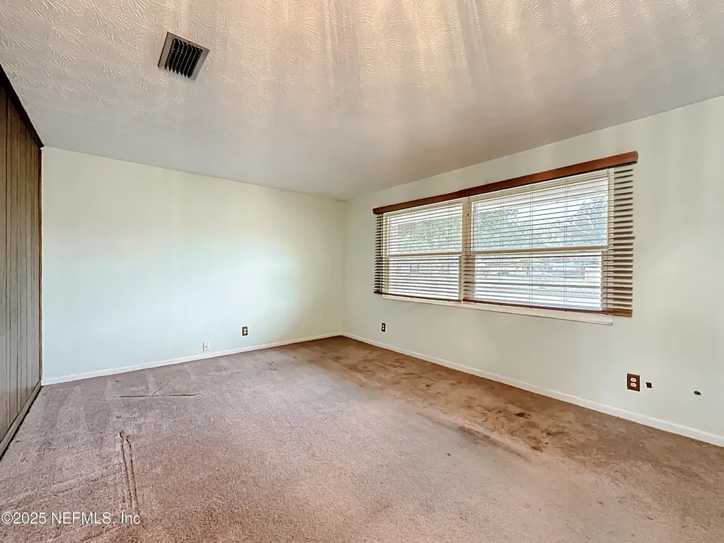 8157 Galaxie Drive Jacksonville FL 32244