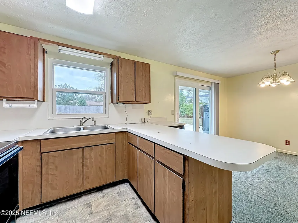 8157 Galaxie Drive Jacksonville FL 32244