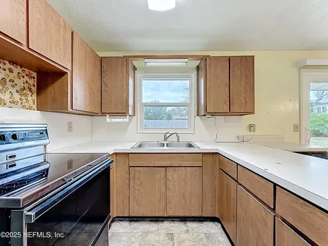 8157 Galaxie Drive Jacksonville FL 32244