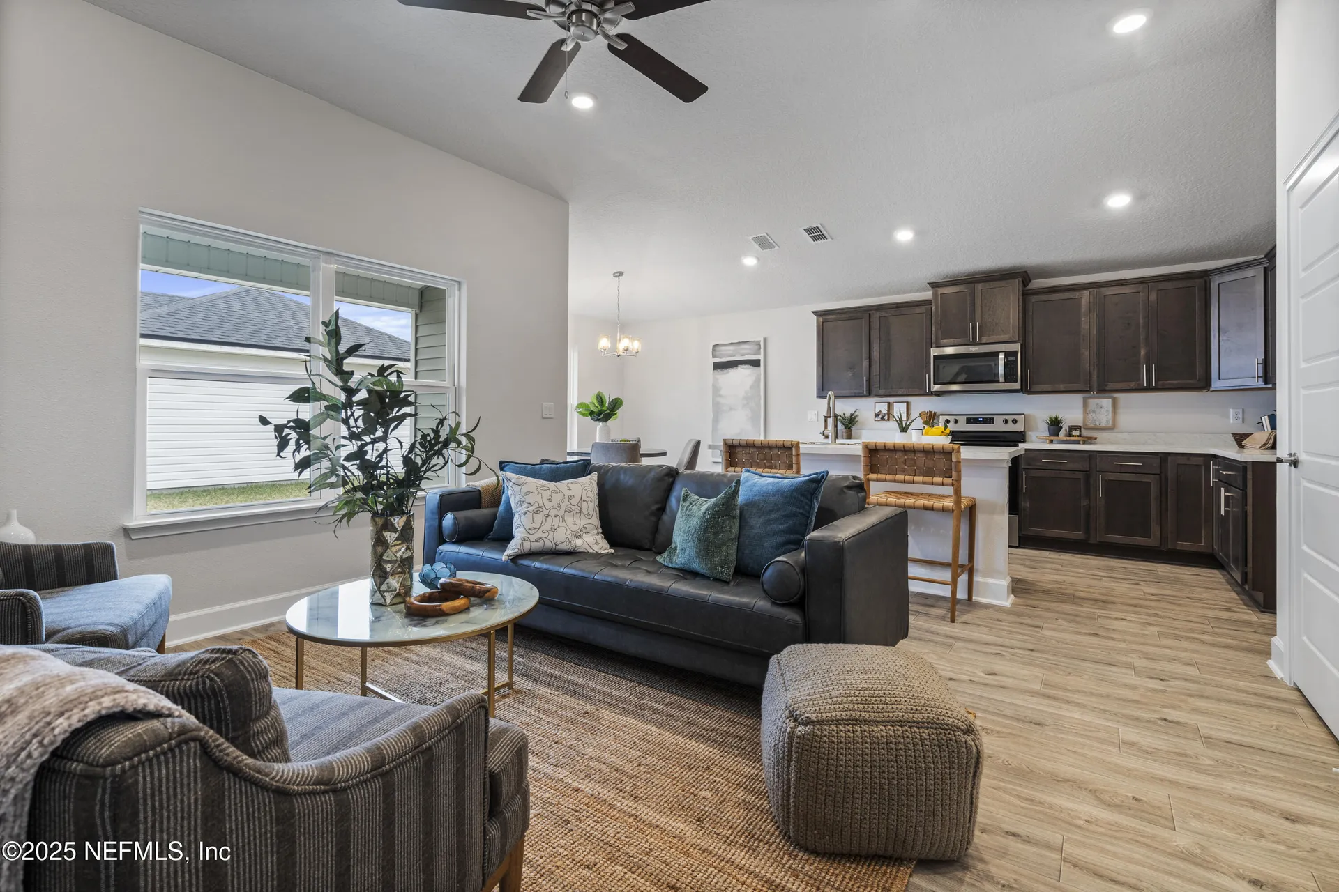 8223 Helmsley Boulevard Jacksonville FL 32219