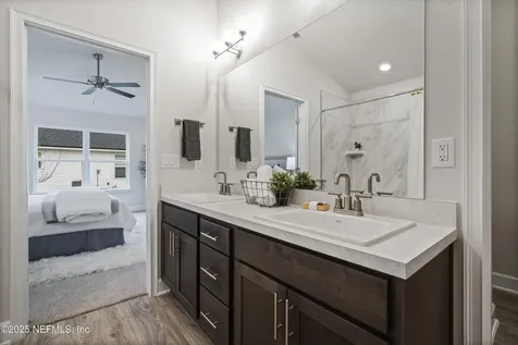 8223 Helmsley Boulevard Jacksonville FL 32219