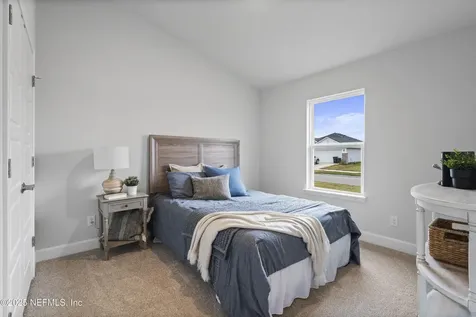 8223 Helmsley Boulevard Jacksonville FL 32219