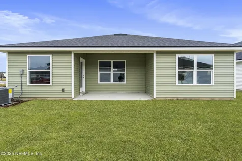 8223 Helmsley Boulevard Jacksonville FL 32219