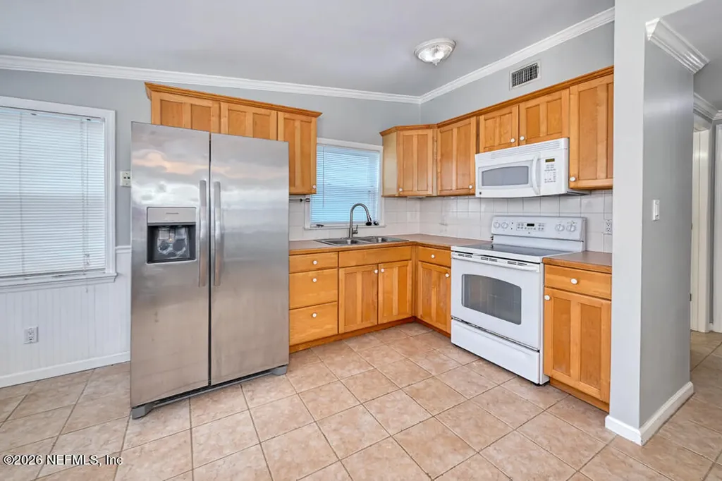 1812 Ocean Drive S Jacksonville Beach FL 32250