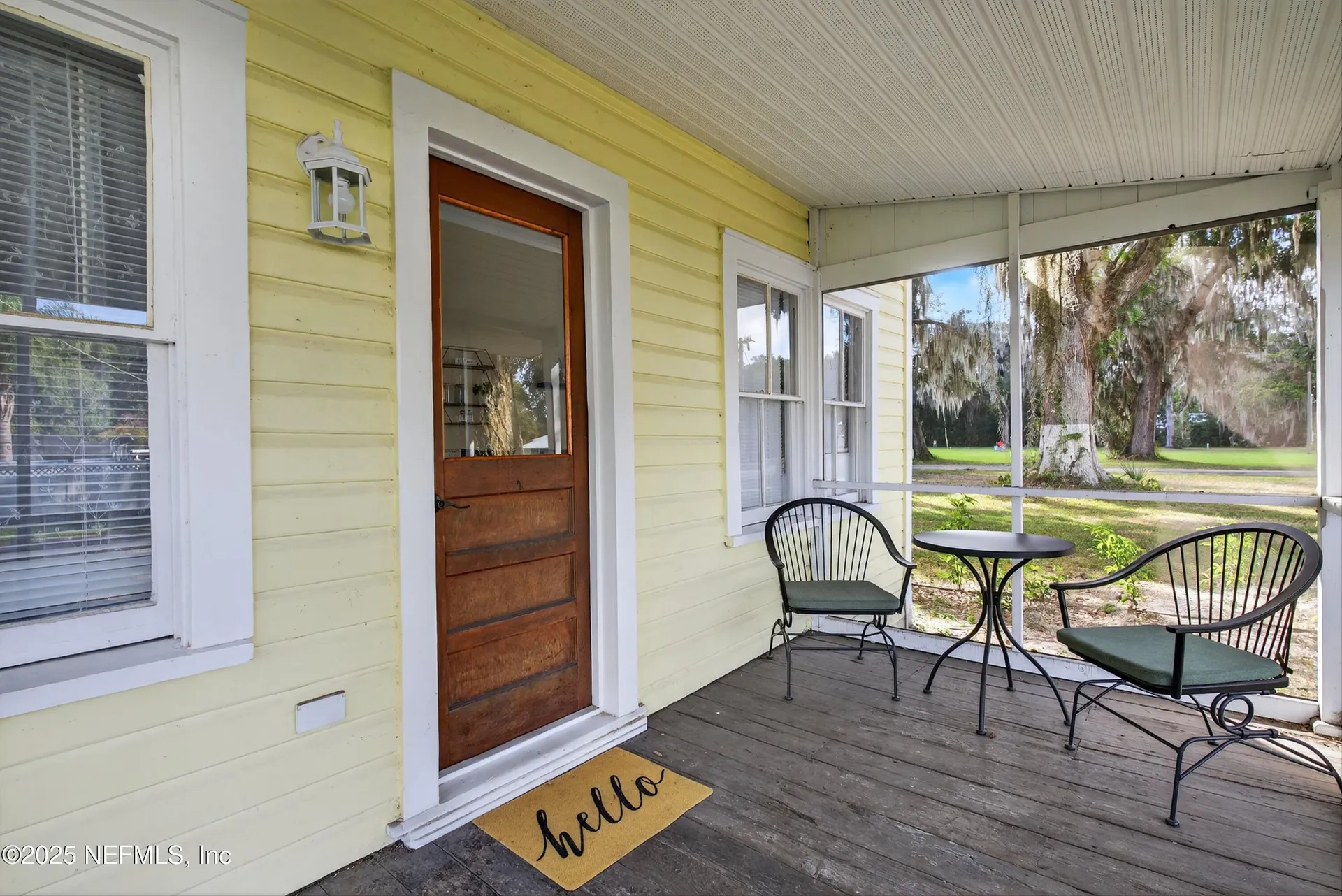 765 3rd Avenue Welaka FL 32189
