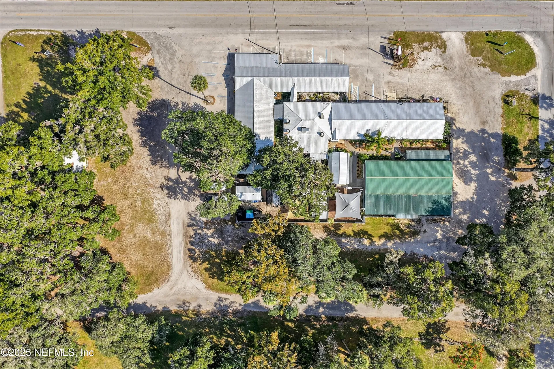 765 3rd Avenue Welaka FL 32189