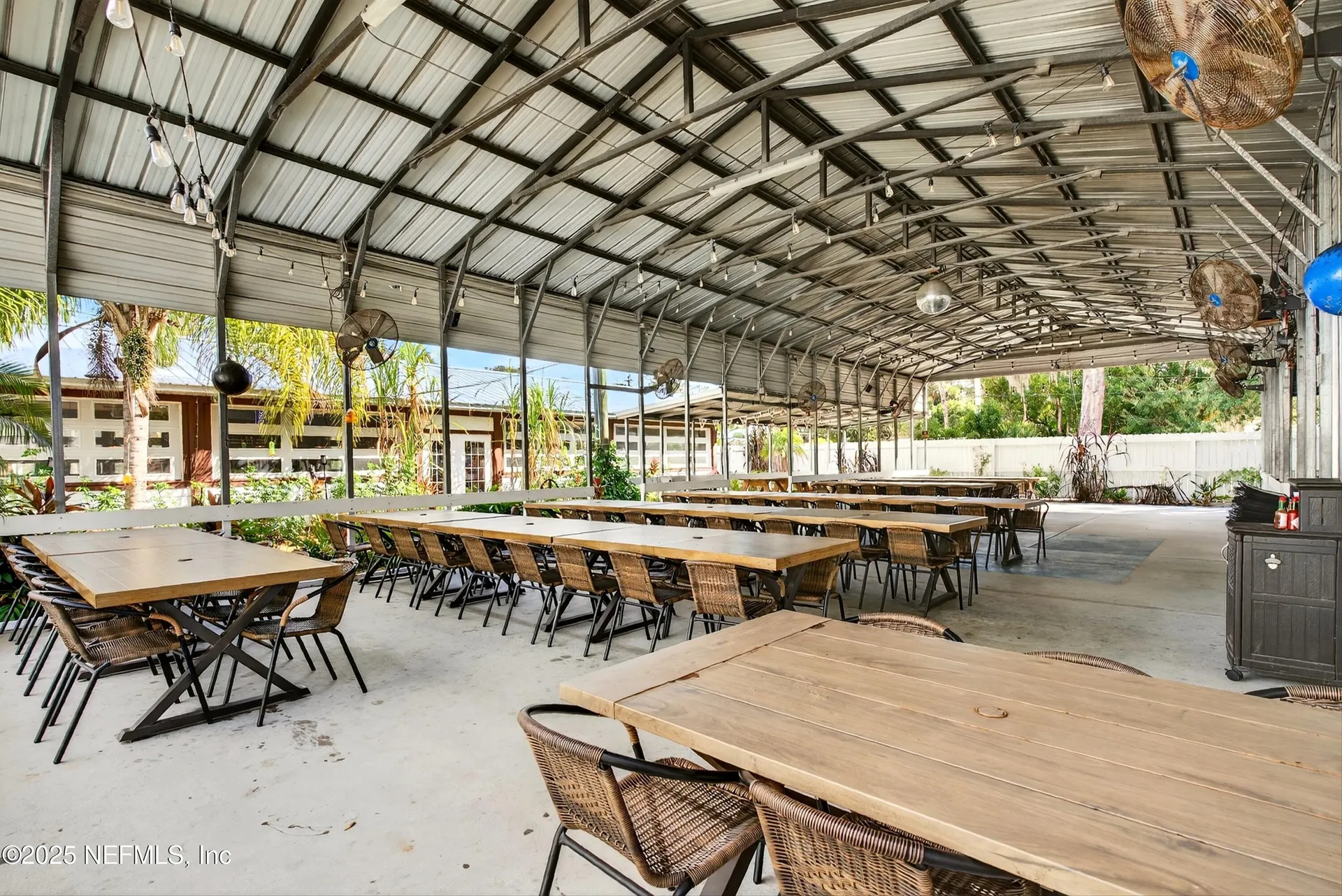 765 3rd Avenue Welaka FL 32189