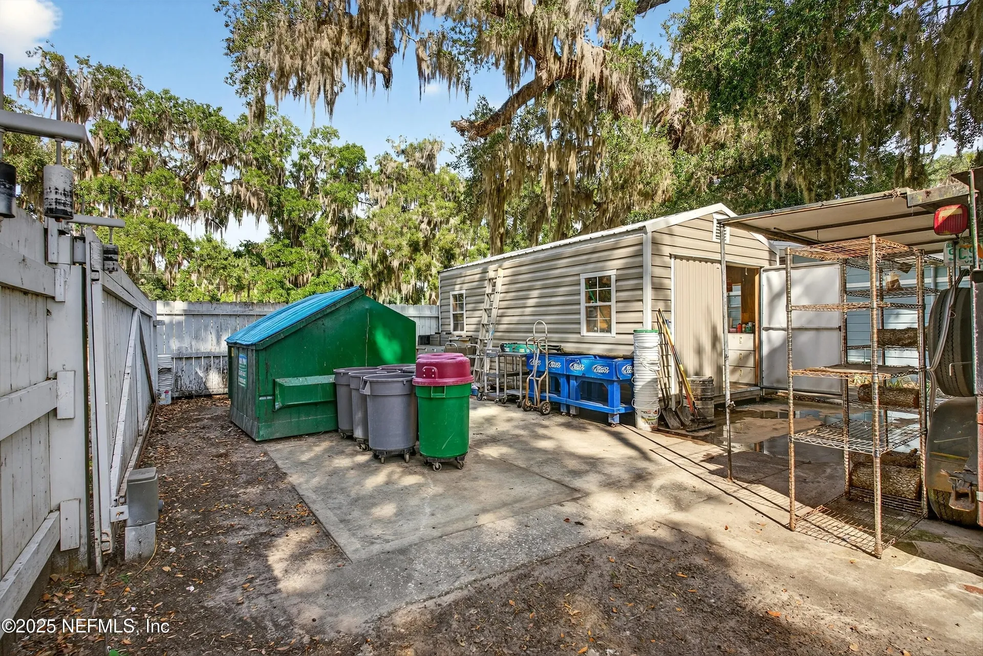 765 3rd Avenue Welaka FL 32189