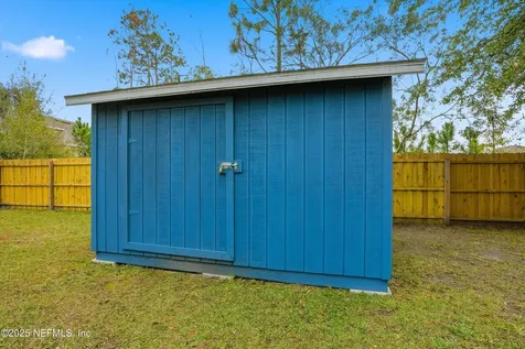 7213 Beekman Lake Drive S Jacksonville FL 32222