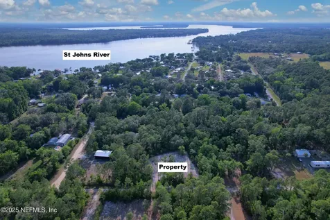121 Stella Road Georgetown FL 32139