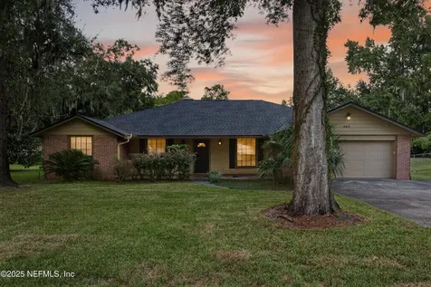 6819 Mcmullin Street Jacksonville FL 32210