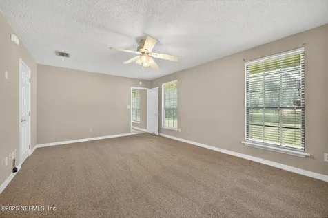 6819 Mcmullin Street Jacksonville FL 32210