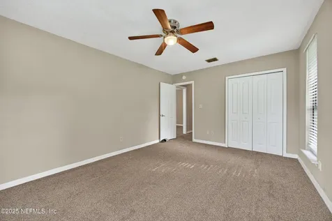 6819 Mcmullin Street Jacksonville FL 32210