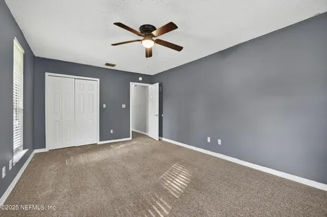6819 Mcmullin Street Jacksonville FL 32210