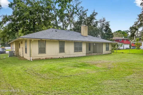 6819 Mcmullin Street Jacksonville FL 32210