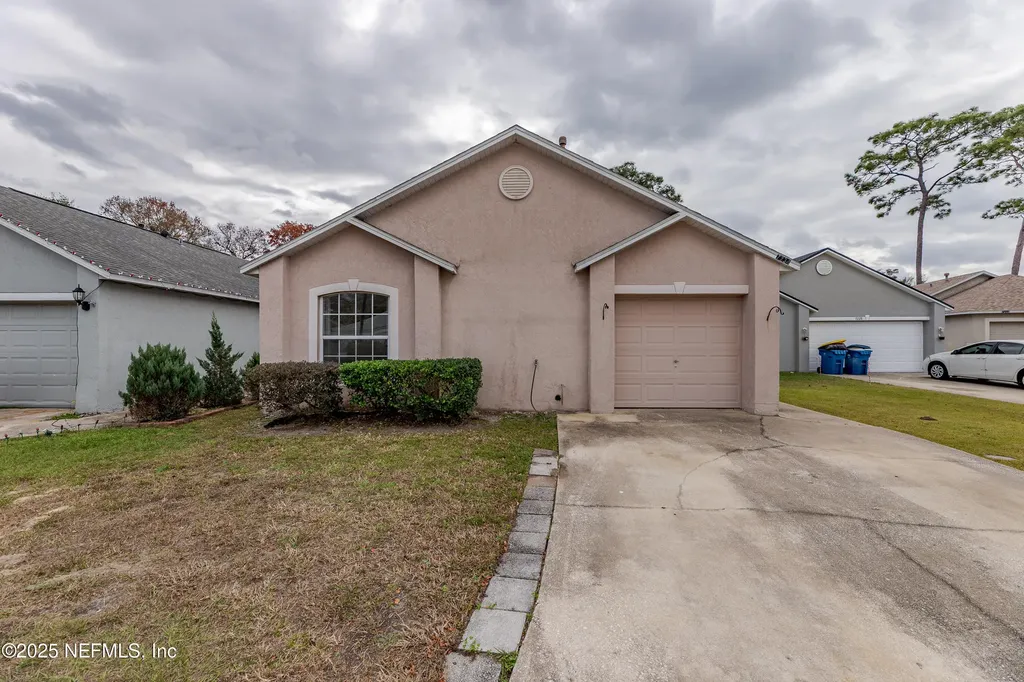 7234 Lawn Tennis Lane Jacksonville FL 32277