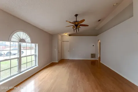 7234 Lawn Tennis Lane Jacksonville FL 32277