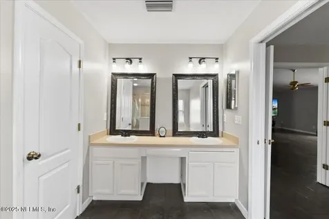 42 Perry Creek Drive Jacksonville FL 32220