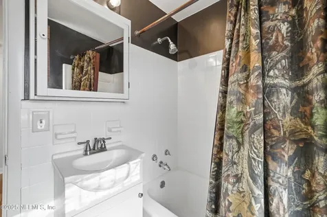 2324 Buttonwood Drive Jacksonville FL 32216