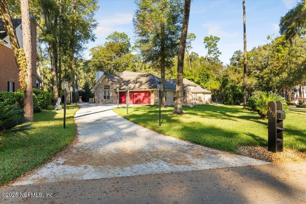 3672 St Andrews Court Green Cove Springs FL 32043