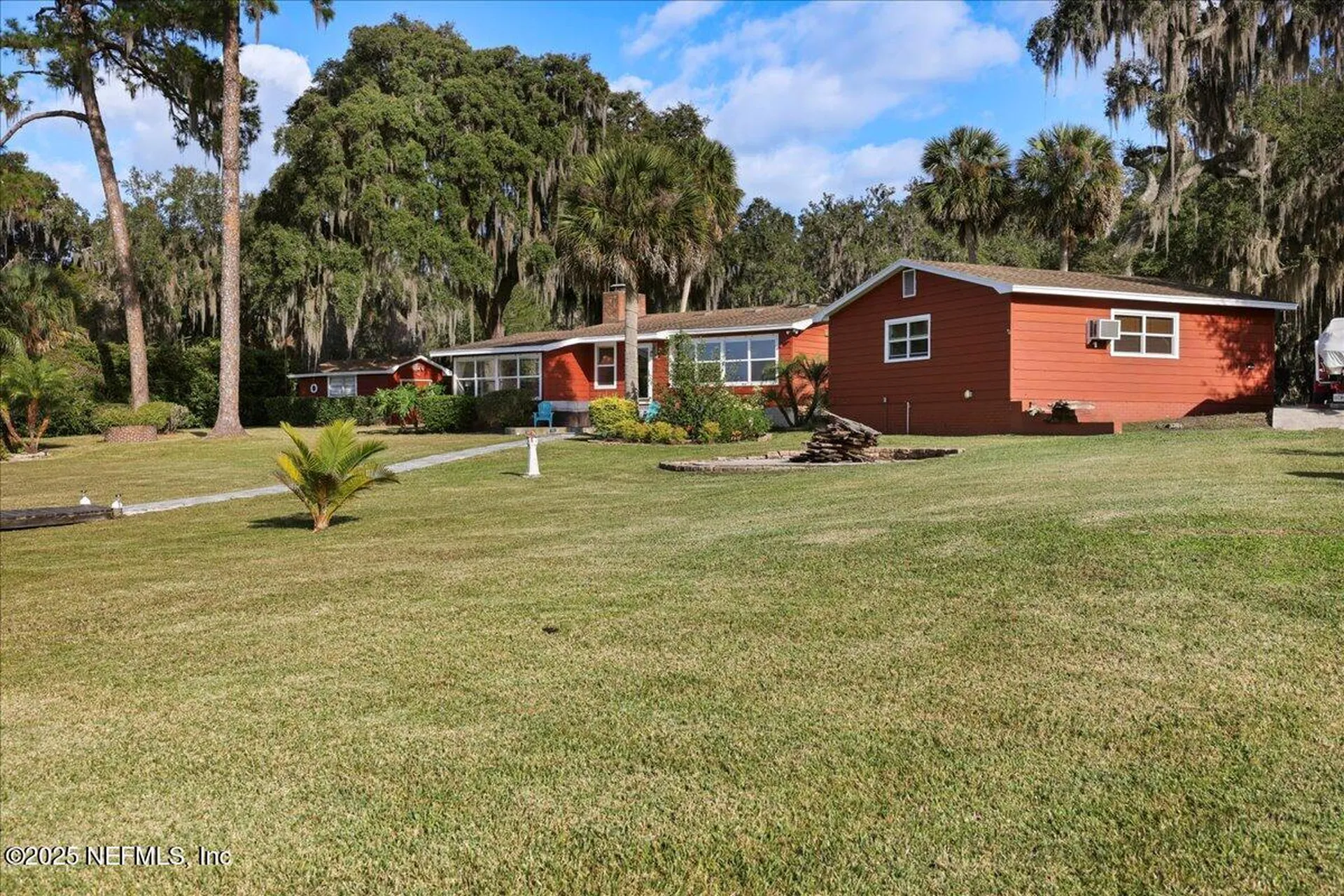 802 Lemon Avenue Crescent City FL 32112