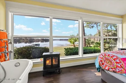 802 Lemon Avenue Crescent City FL 32112