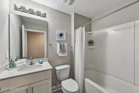 3034 Oak Stream Drive Green Cove Springs FL 32043