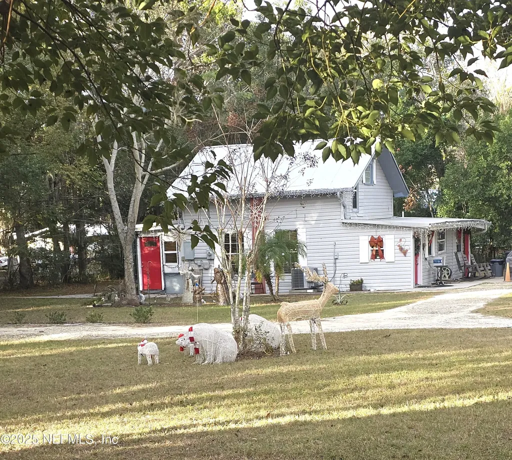 508 Edgewood Avenue Crescent City FL 32112