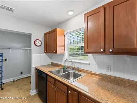 9241 Bearden Road Jacksonville FL 32220