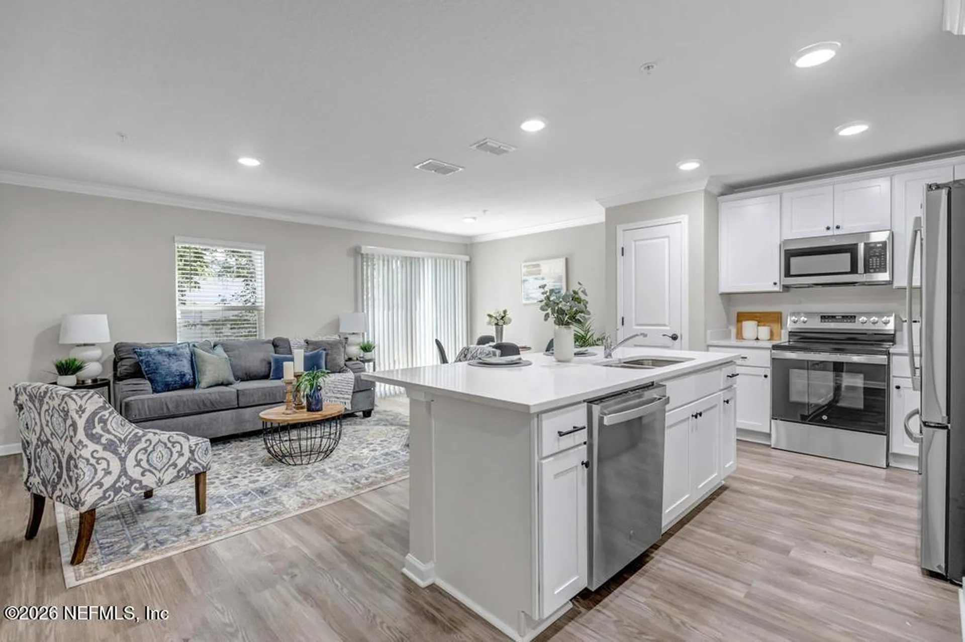 1516 Yelford Circle Jacksonville FL 32218